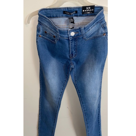 Blue cutout jeans - Picture 1 of 3